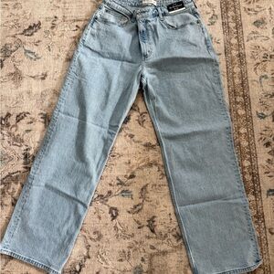 Abercrombie & Fitch Women's 90’s Relaxed High Rise Jeans- 14r